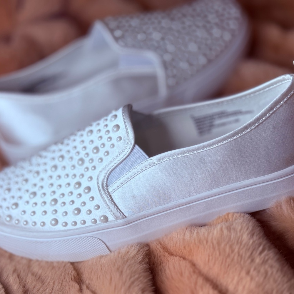 Elegant White Slip-On Women's Shoes